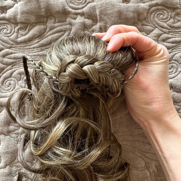 Toni Brattin Pony Braided Wrap Curls Synthetic heat friendly Hair Brown Blonde - Picture 8 of 9